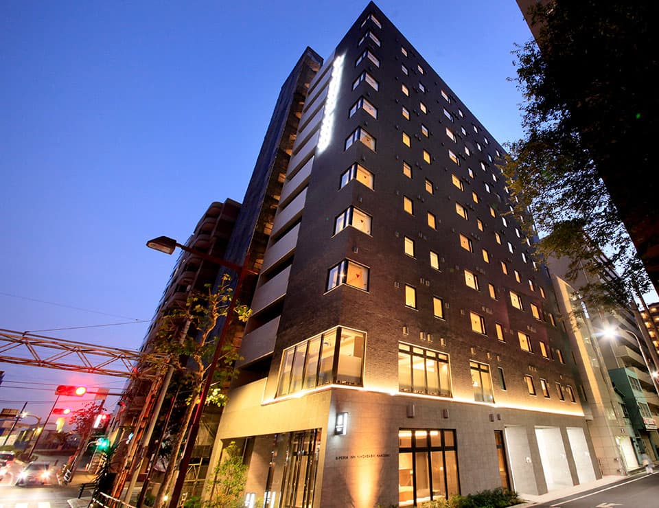 Easy access to airport 3 minutes walk from Tokyo City Air Terminal.